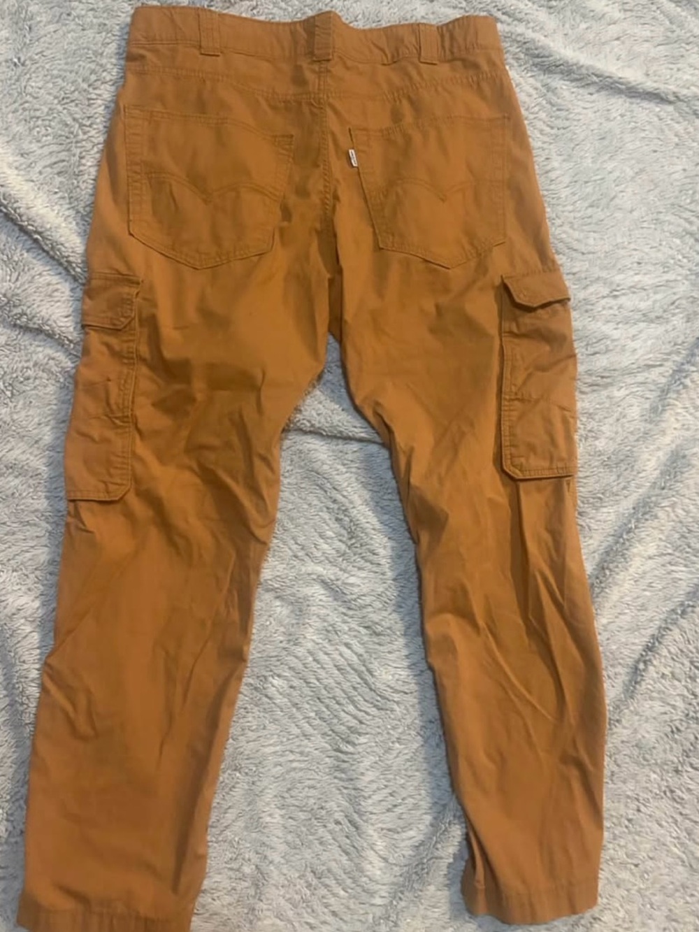 Levi's Men's Cargo Pants in Caramel Tan